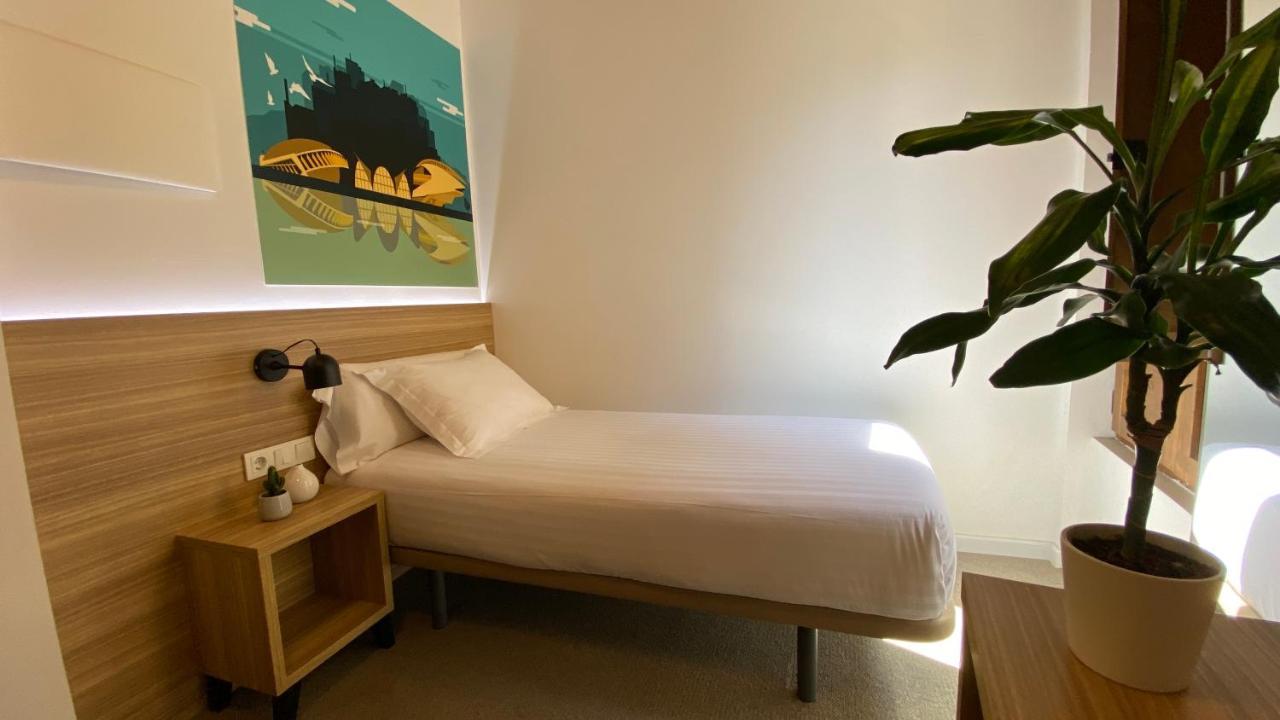 Original Domino House Hotel Валенсия Екстериор снимка